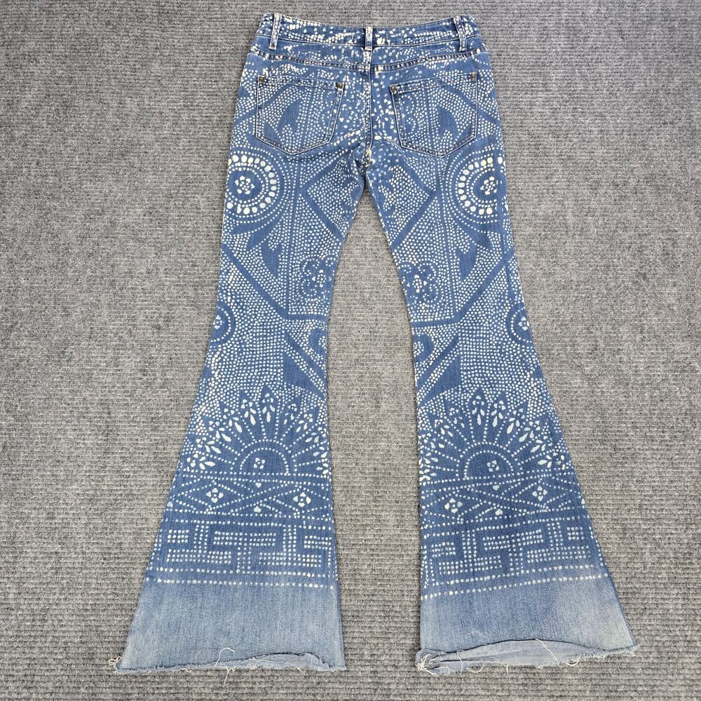 Free People Bali Flare Jeans 27 Bleach Geometric Mandala Blue Womens 30x33 - Picture 2 of 9
